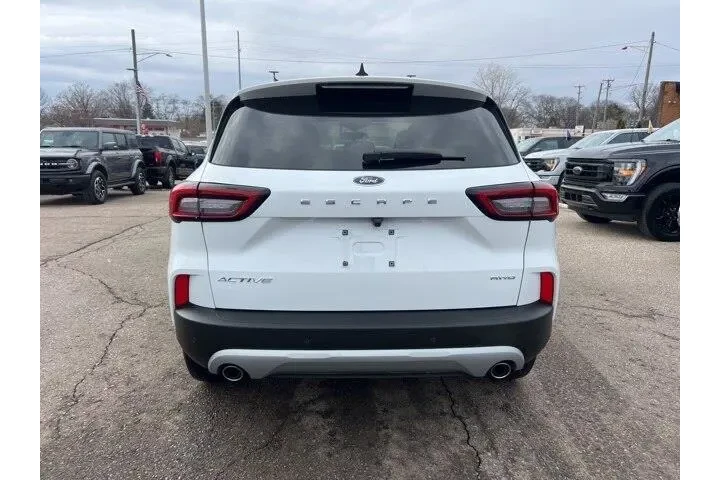 $21624 : Ford Escape 2023 AWD Active image 5