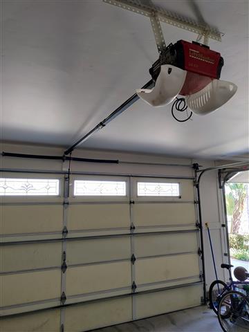 Smart home garage door opener image 5