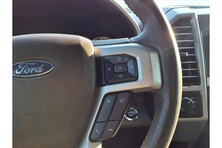 $28799 : Ford F-150 2018 4x4 King Ran image 10