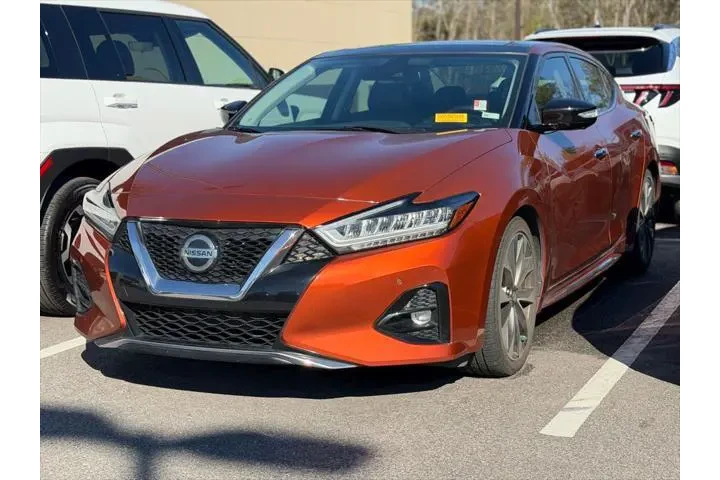 $19989 : Nissan Maxima 2019 Platinum image 2