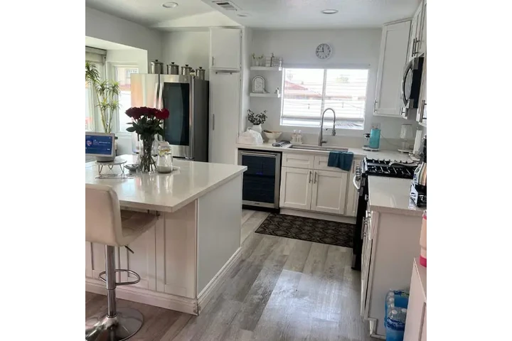 HOUSE CLEANING image 3
