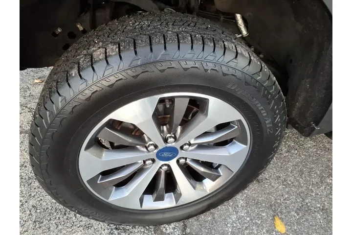 $28962 : Ford F-150 2019 4x4 XL 4dr S image 7