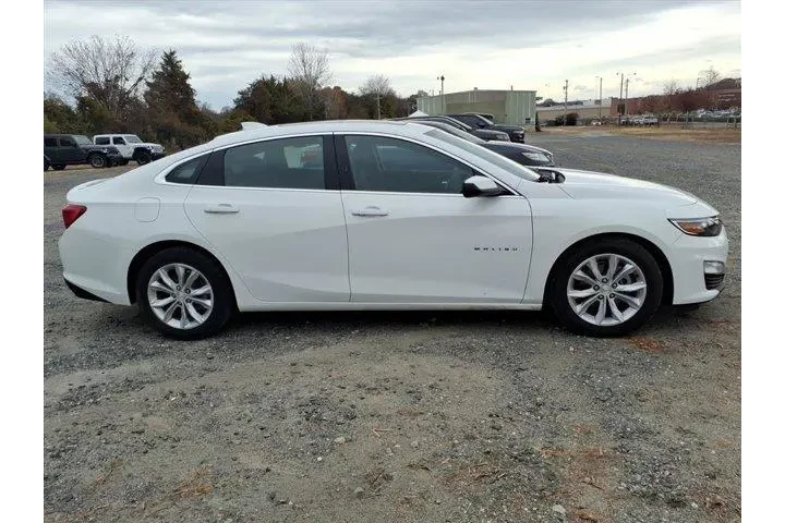 $18987 : Chevrolet Malibu 2024 LT 4dr image 5