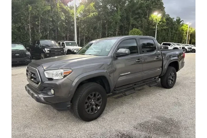 $27170 : Toyota Tacoma 2020 4x2 SR5 4 image 5