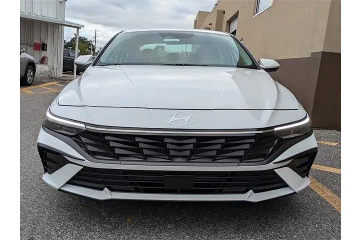 $24143 : Hyundai ELANTRA 2025 SEL Con image 10