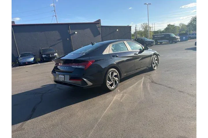 $24980 : Hyundai ELANTRA 2025 SEL Con image 7