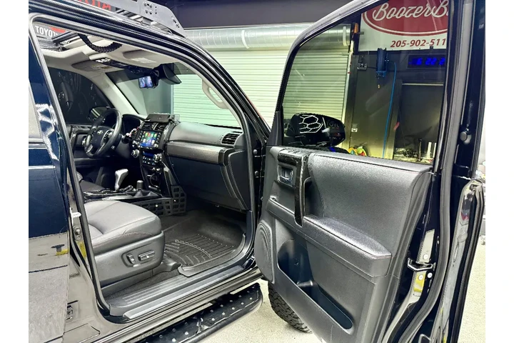 $34995 : 2020 4Runner image 10