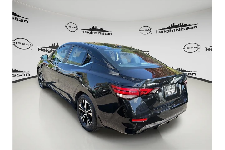 $17977 : Nissan Sentra 2023 SV 4dr Se image 3