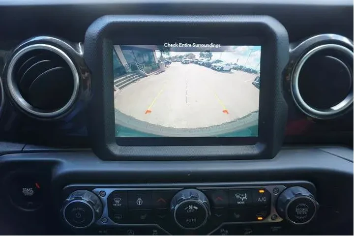 $35488 : Jeep Wrangler Unlimited 2020 image 9