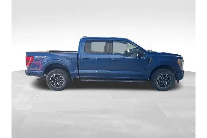 $39830 : Ford F-150 2023 4x4 XLT 4dr image 5