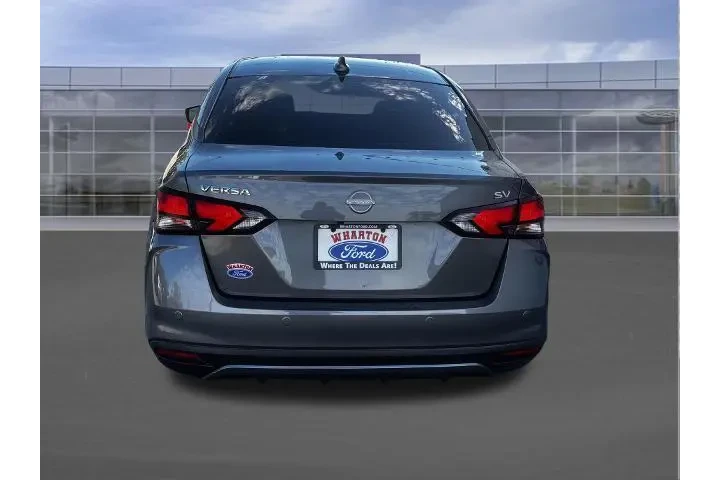 $17995 : Nissan Versa 2024 SV 4dr Sed image 5