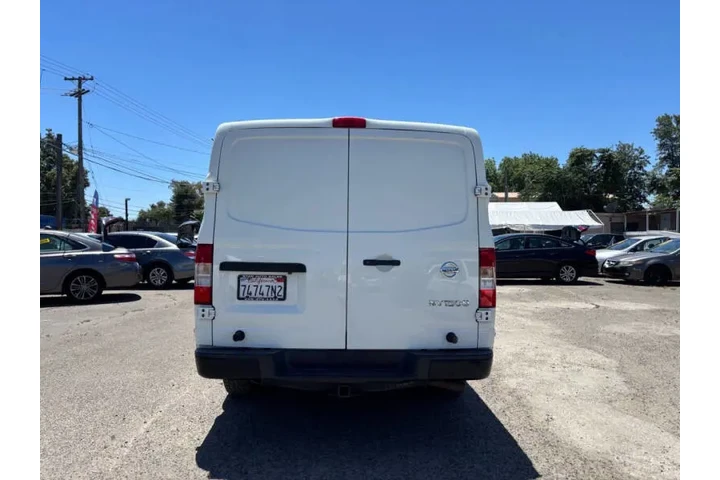 $11999 : 2018 NV 1500 S image 7