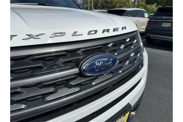 $18700 : Ford Explorer 2019 AWD XLT 4 image 10