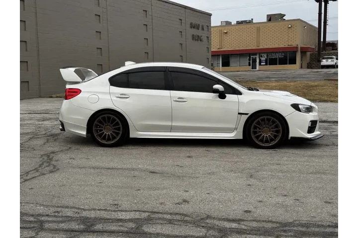$18750 : 2015 WRX STI image 7