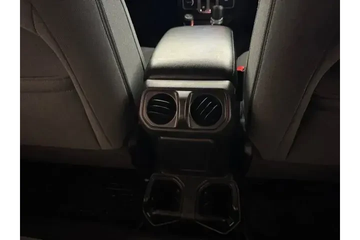 $28383 : Jeep Wrangler 2024 4x4 Sport image 10