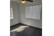 $1200 : SINGLE EN BALDWIN PARK thumbnail
