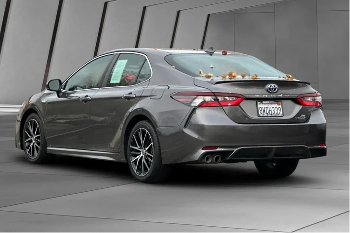 $24900 : Toyota Camry Hybrid 2021 SE image 10