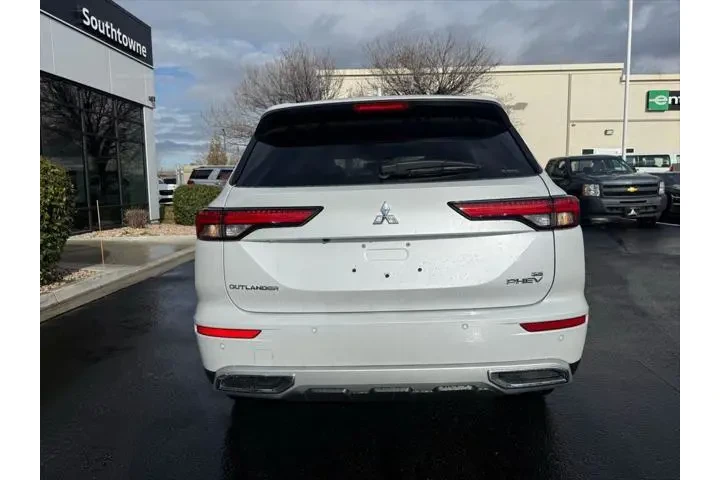$39999 : Mitsubishi Outlander PHEV 20 image 6