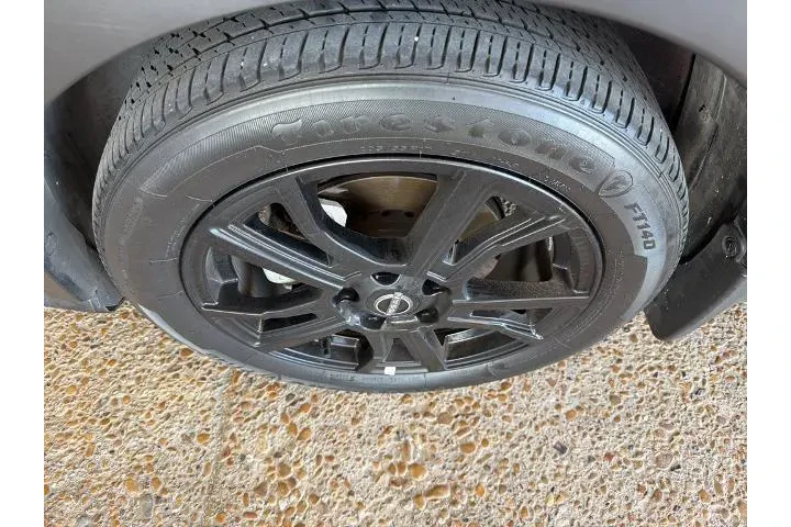 $17982 : Nissan Kicks 2024 SR 4dr Cro image 2