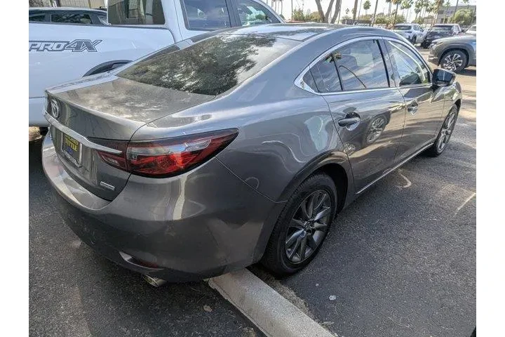$17999 : Mazda Mazda6 2018 Sport 4dr image 2