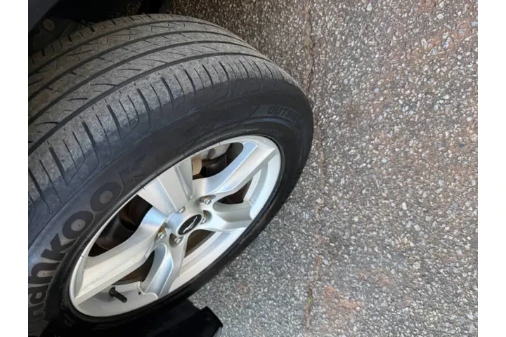 $10999 : 2017 Mustang V6 image 9