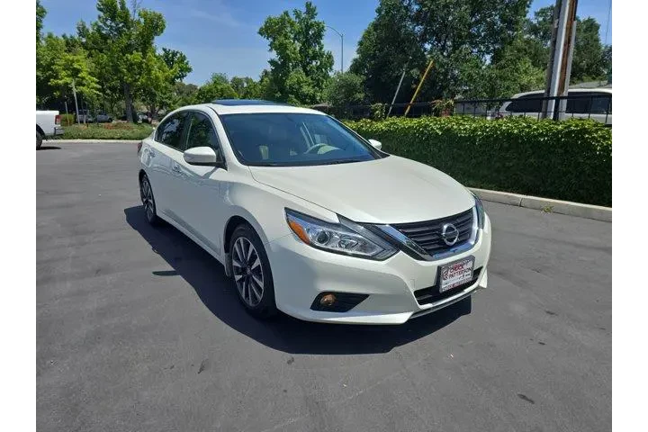 $15995 : Nissan Altima 2017 2.5 SL 4d image 1