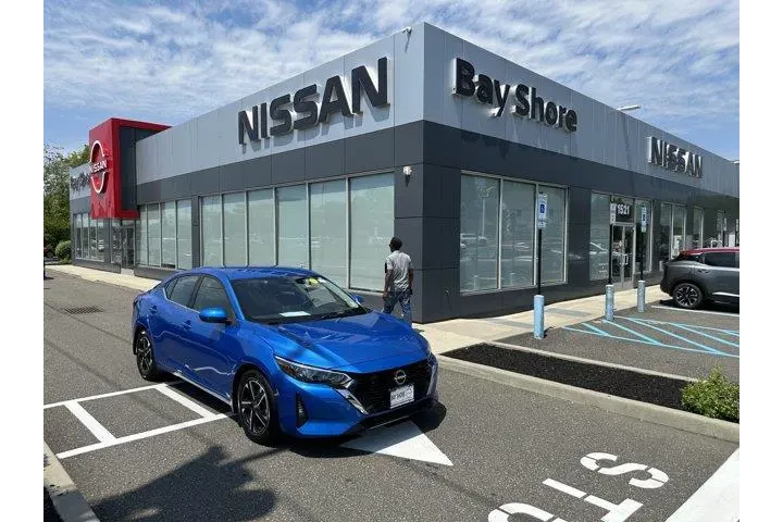 $19157 : Nissan Sentra 2025 SV 4dr Se image 1