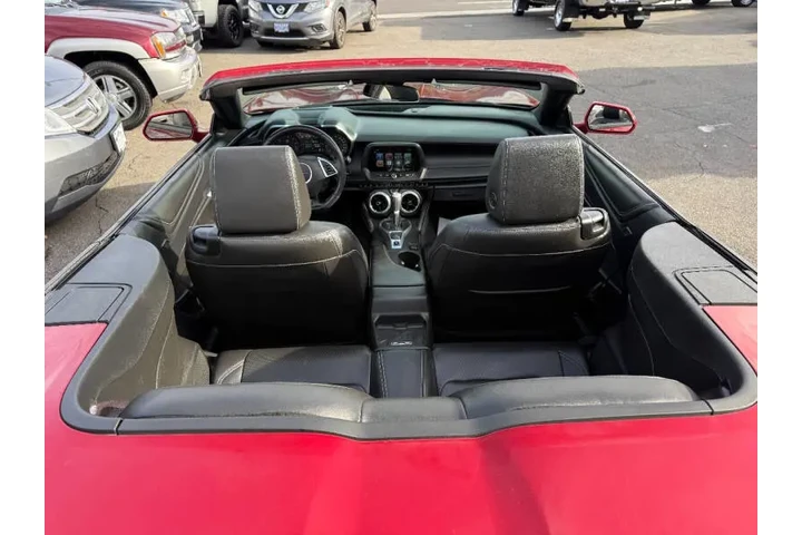 $26900 : 2016 Camaro SS image 9