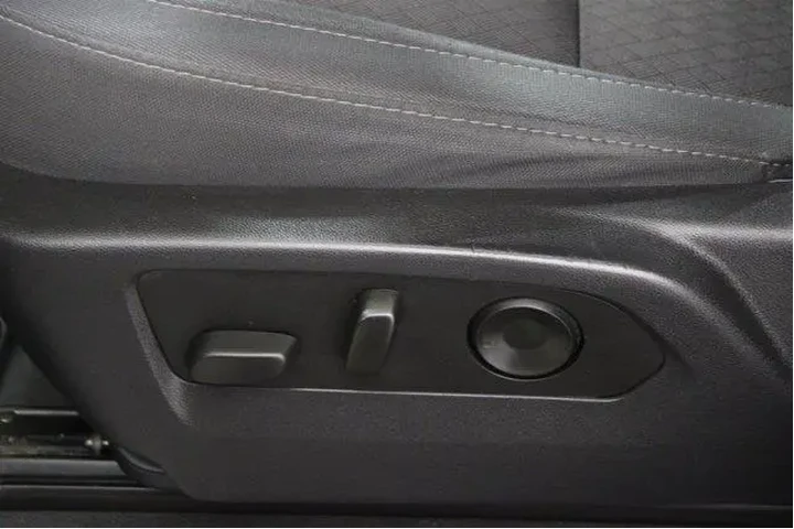 $37918 : Chevrolet Silverado 1500 202 image 7