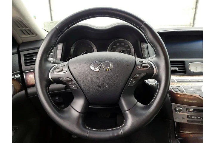 $26998 : INFINITI Q70L 2018 AWD 3.7 L image 10