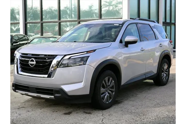 $28590 : Nissan Pathfinder 2025 SV 4d image 7