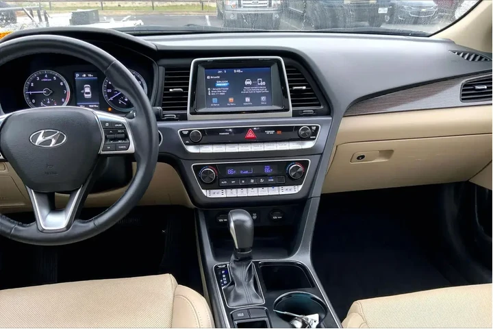 $12991 : Hyundai SONATA 2018 Limited image 6