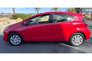 $4500 : Toyota Prius C 2017 thumbnail
