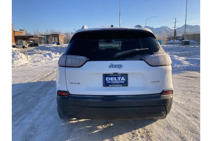 $20398 : 2020 Cherokee Latitude image 7