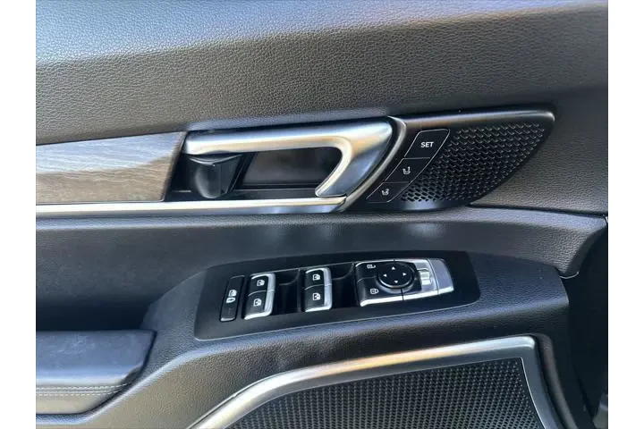 $23799 : Kia Telluride 2020 AWD SX 4d image 6