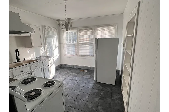 $1300 : House fr rent in Birmingham AL image 6