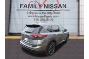 $24209 : Nissan Rogue 2024 AWD SV 4dr thumbnail