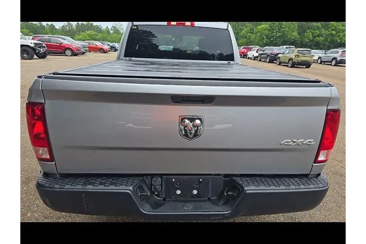 $25460 : Ram 1500 Classic 2023 4x4 Tr image 4