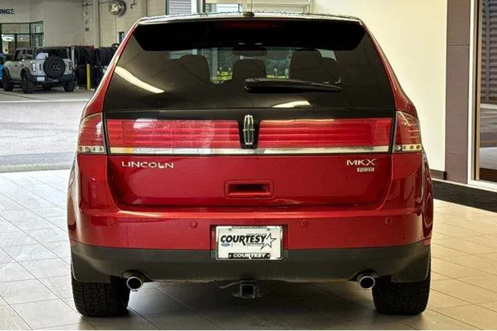 $8677 : Lincoln MKX 2010 AWD 4dr SUV image 5