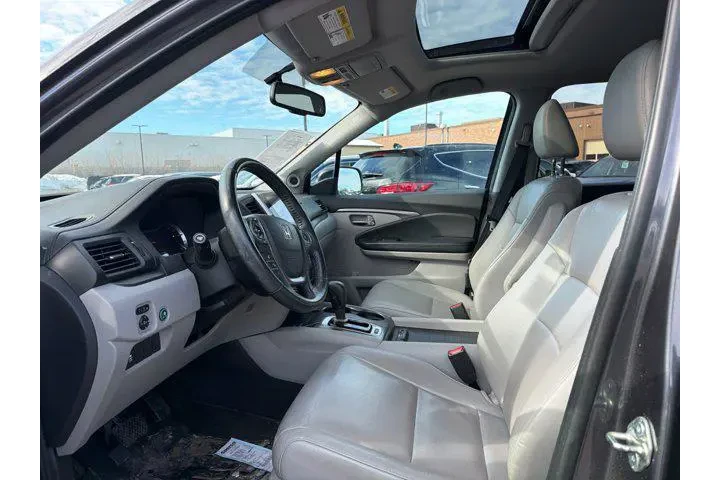 $17500 : Honda Pilot 2018 AWD EX-L 4d image 5