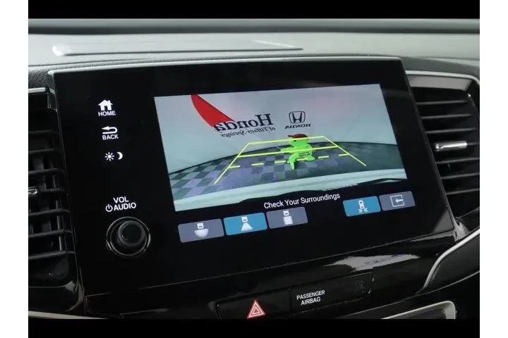 $28875 : Honda Pilot 2021 AWD Touring image 8