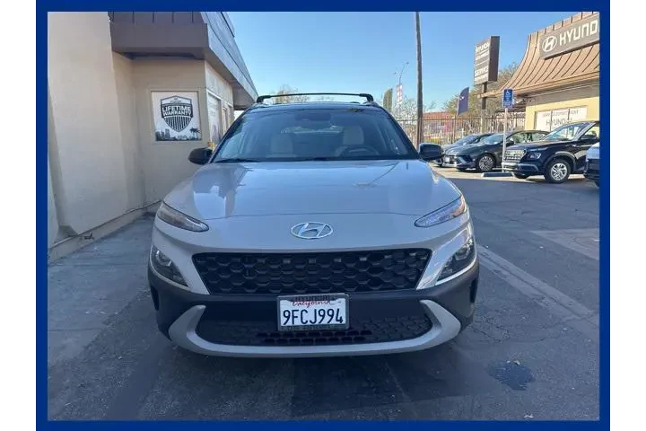 $20450 : Hyundai KONA 2023 SEL 4dr Cr image 2
