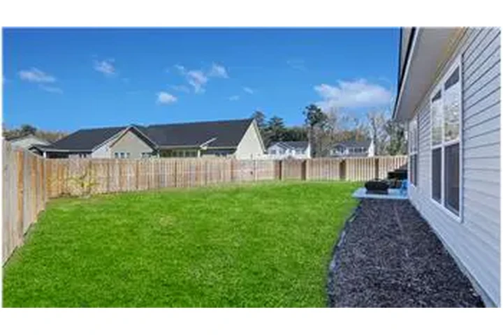 $2950 : Rental property with 4 bedro image 3