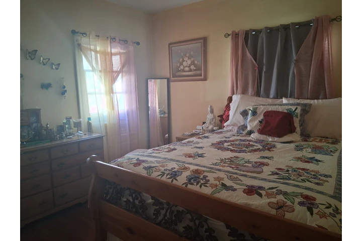 $1300 : Cuarto en glendale image 6