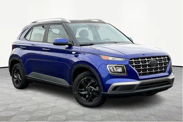 $11576 : Hyundai VENUE 2020 SEL 4dr C image 2