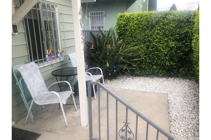 $1000 : Bungalow image 9