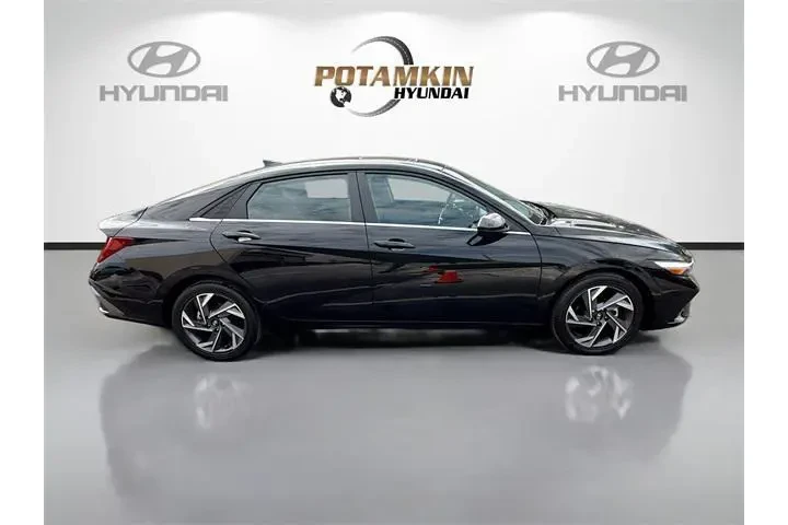 $20000 : Hyundai ELANTRA 2025 SEL Con image 4