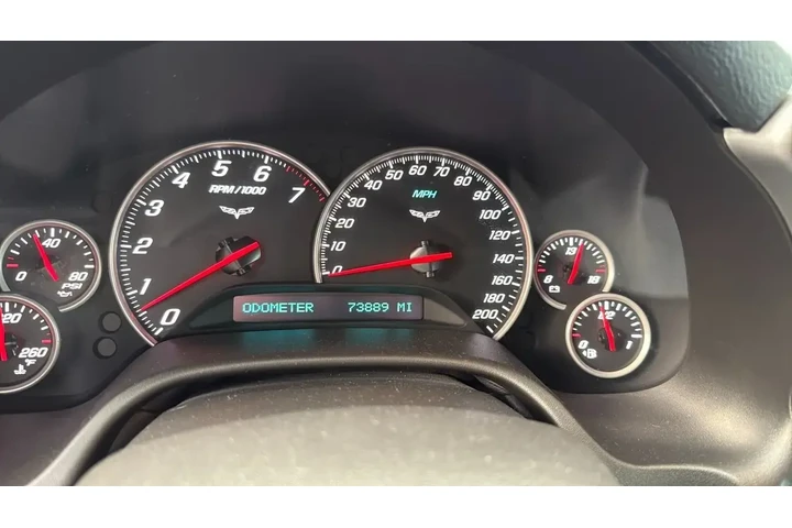 $21950 : Chevrolet Corvette 2006 2dr image 4