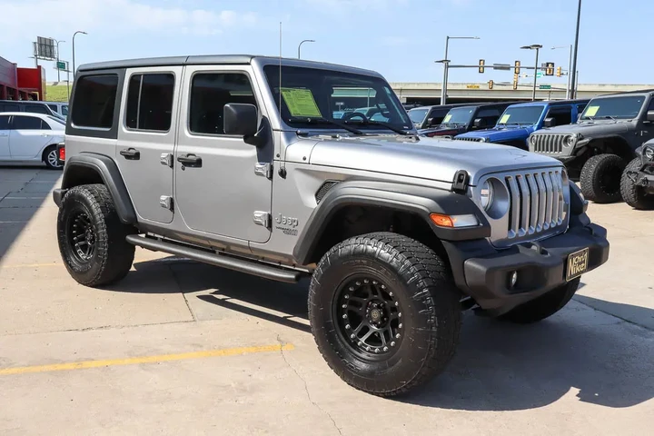 $25587 : 2018 Wrangler Unlimited Sport image 4