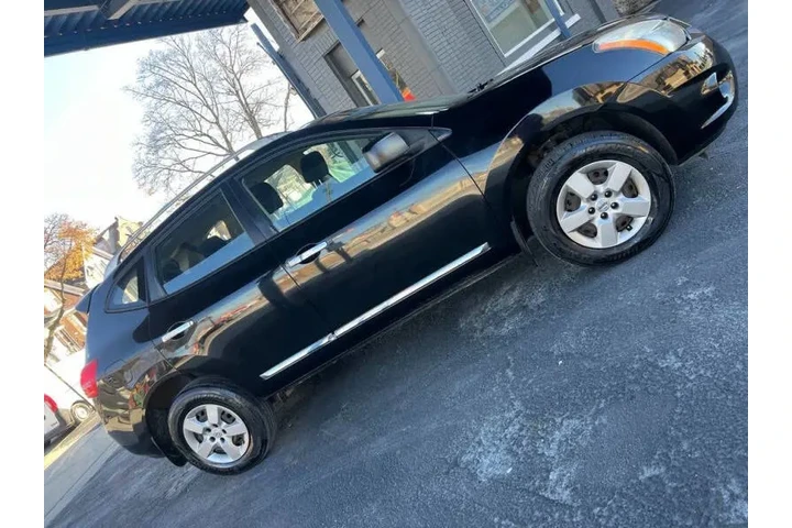 $6900 : 2014 Rogue Select S image 3